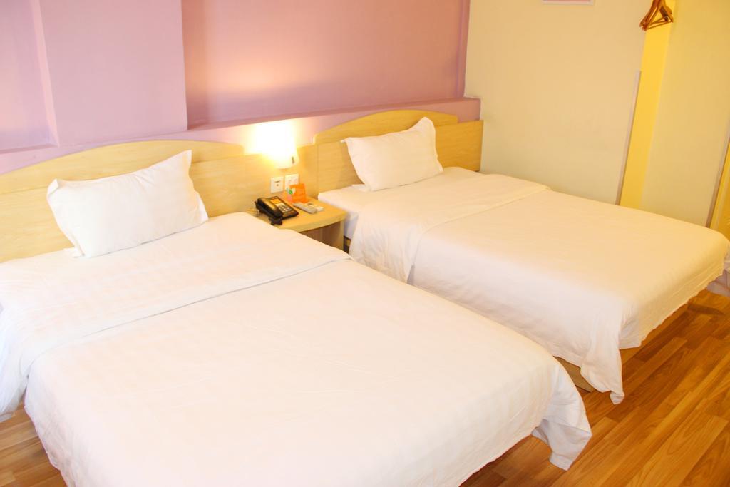 7Days Inn Guangzhou Zhongda North Gate Square Esterno foto