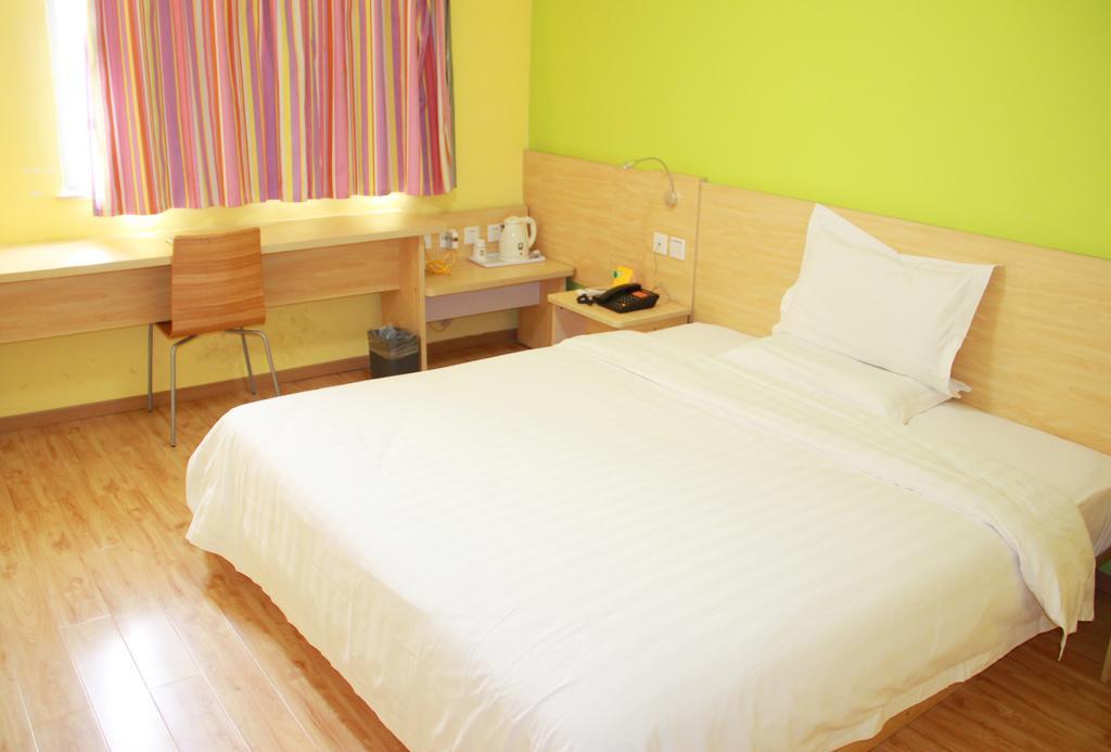 7Days Inn Guangzhou Zhongda North Gate Square Camera foto
