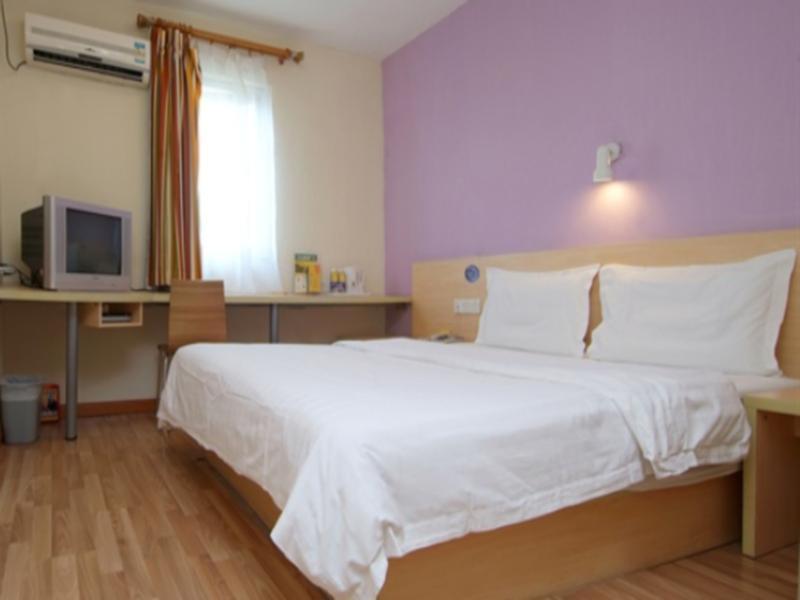 7Days Inn Guangzhou Zhongda North Gate Square Esterno foto